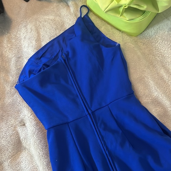 BNWOT one sleeve royal blue romper XS - Picture 5 of 7